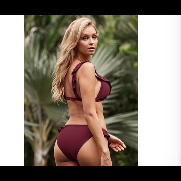 Bathing suit - Picture 2 of 3